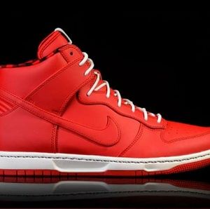 (SOLD) NIB DUNK ULTRAS (UMBRELLAS)
